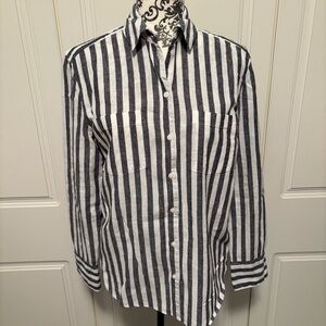 H&M L.O.G.G. navy/white striped LINEN blend button up shirt women's size 4